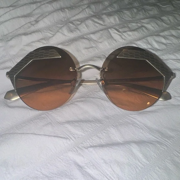 Bulgari BVLGARI BV 6089 Sunglasses Women display picture 2